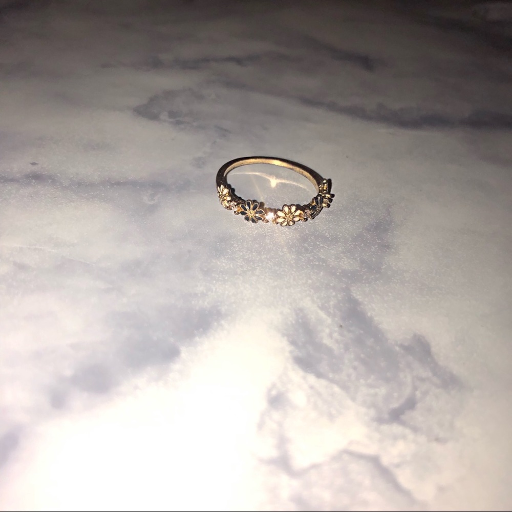 Gold and floral ring